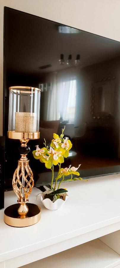 Cosmopolitan Apartament Z Bezplatnym, Prywatnym Parkingiem W Hali Garazowej Stary Toruń Dış mekan fotoğraf